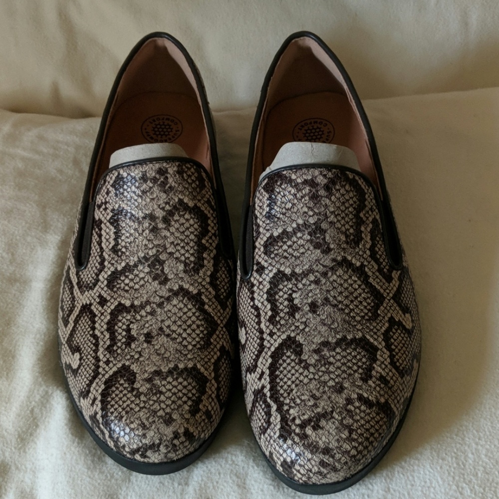 FitFlop Superskate Taupe Snake with Black Soles